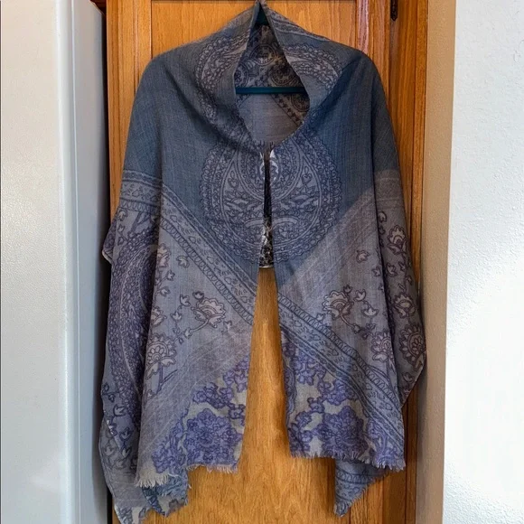 Paisley & Floral Gray Blue Purple Oversized Wool Wrap Scarf w/Faux Fur Accents - Picture 10 of 14